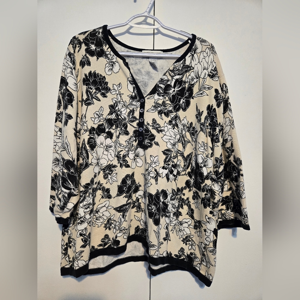 Cathy Daniels Floral Black & Cream 3/4 Sleeve Top